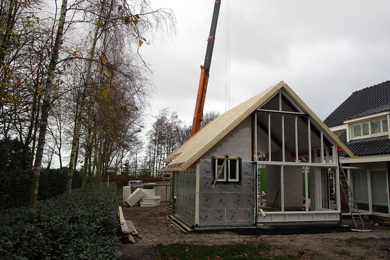 Aanbouw 