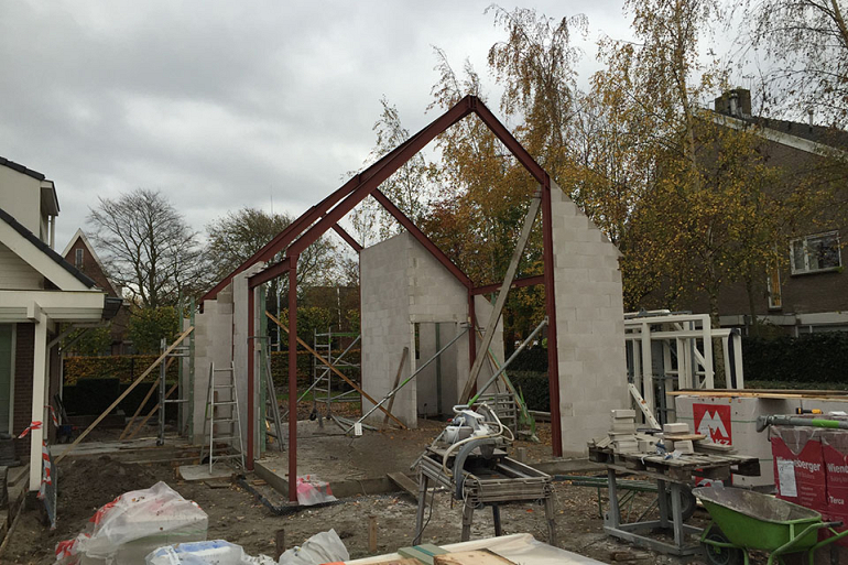 Aanbouw 