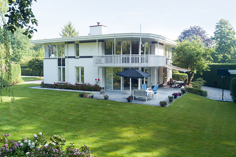 Aanbouw slaapkamer en badkamer begane grond